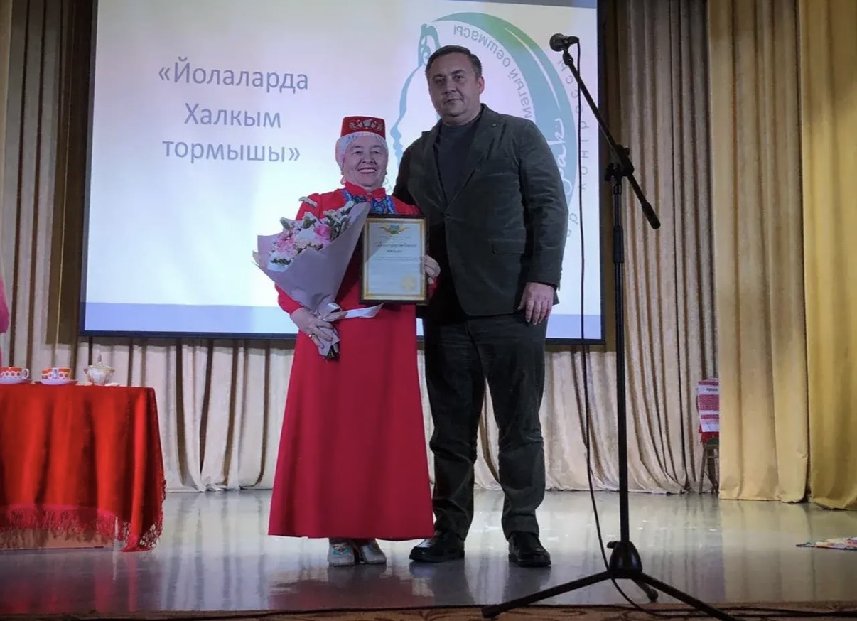 Гульсина Шакирова с главой Высокогорского района
