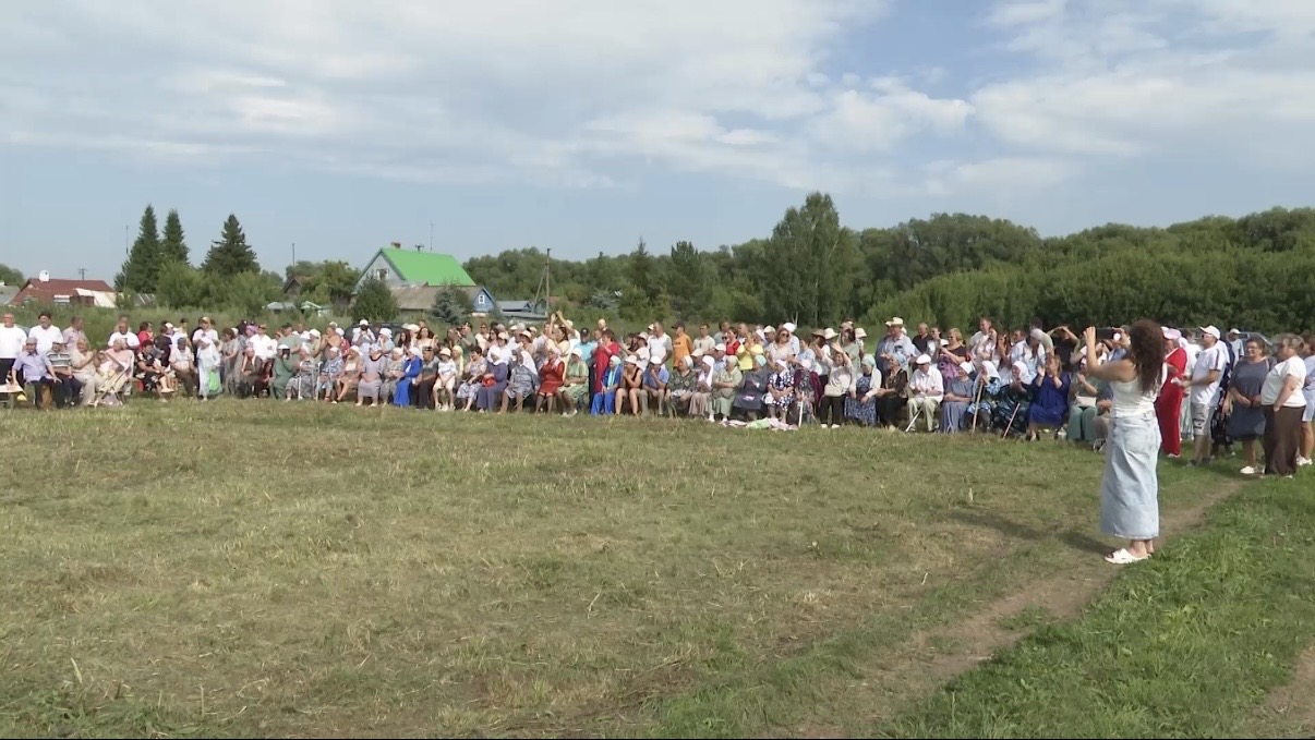 Земляки на празднике в деревне Чемерцы
