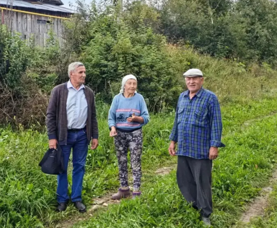 Столб с одним словом