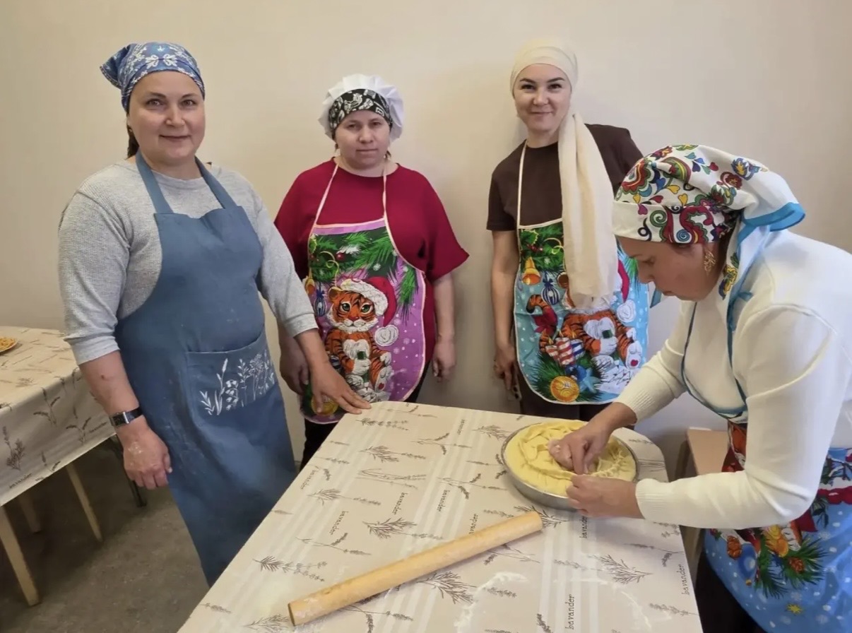 В Высокогорском районе мамы особых детей освоили приготовление зур бэлеша
