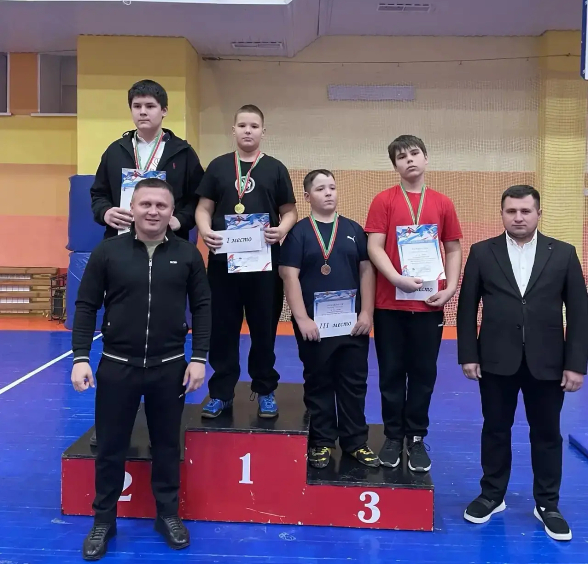 Борцы на первенстве по корэш