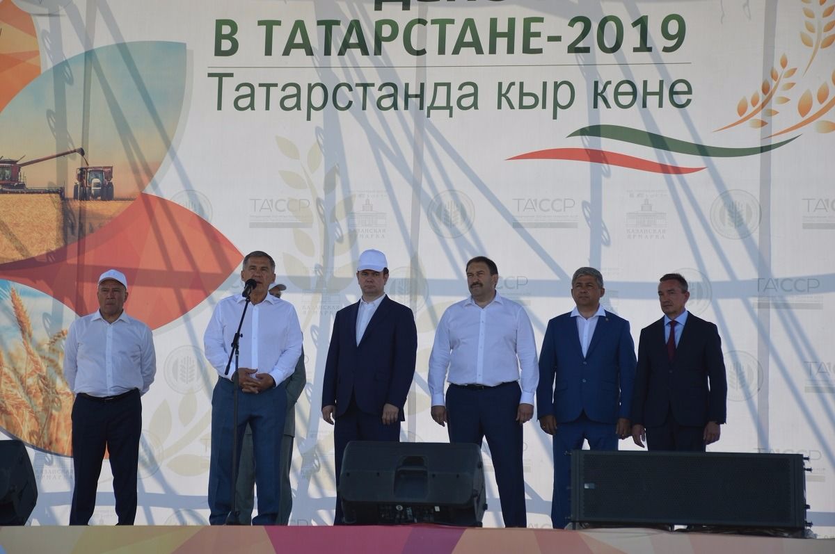 На выставке "День поля в Татарстане" наградили высокогорцев - победителей республиканского конкурса