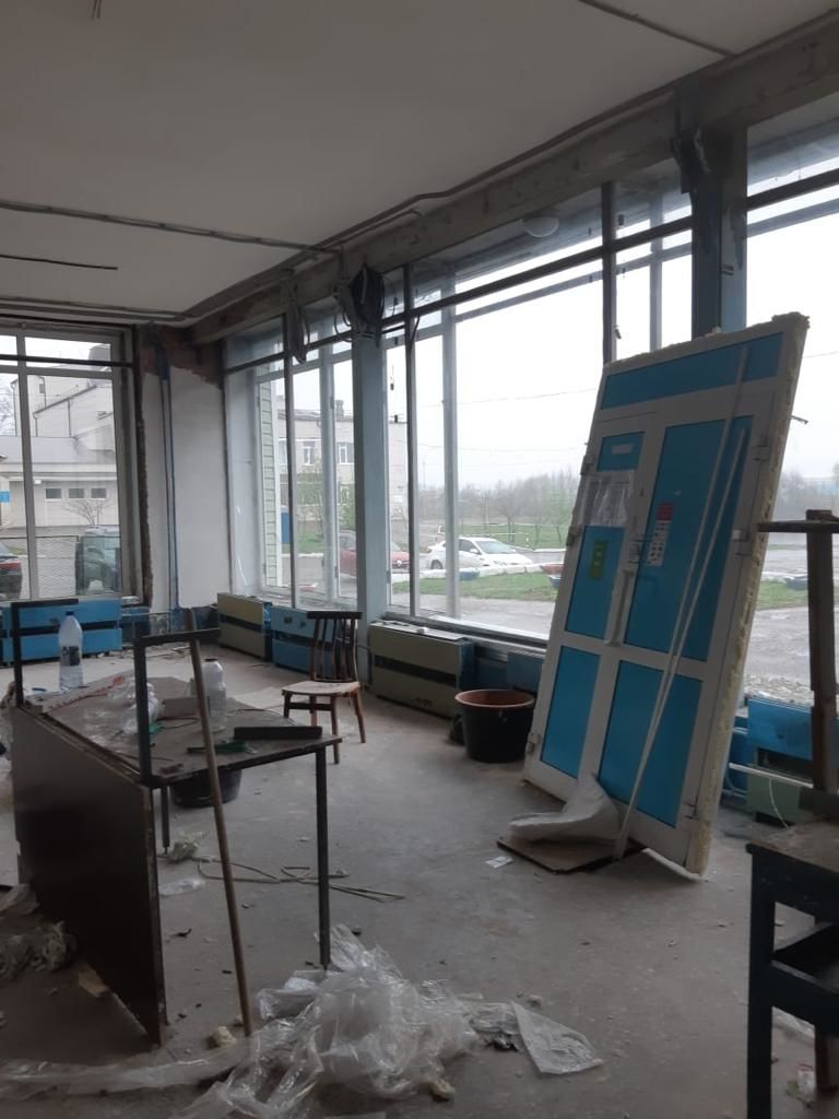 В Шапшах идёт капитальный ремонт почтового отделения