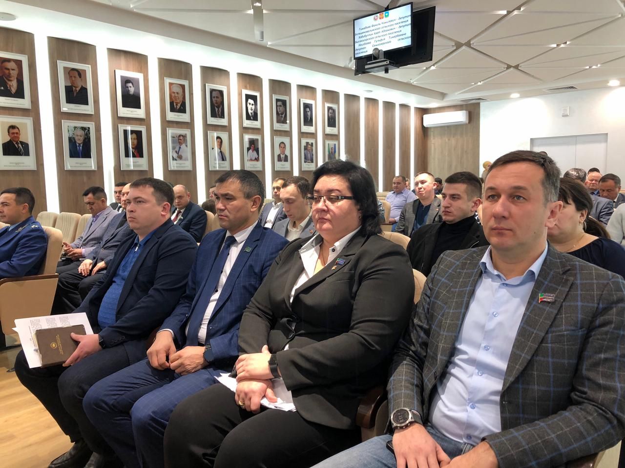 В Высокогорском районе прошла 40-я очередная сессия районных депутатов