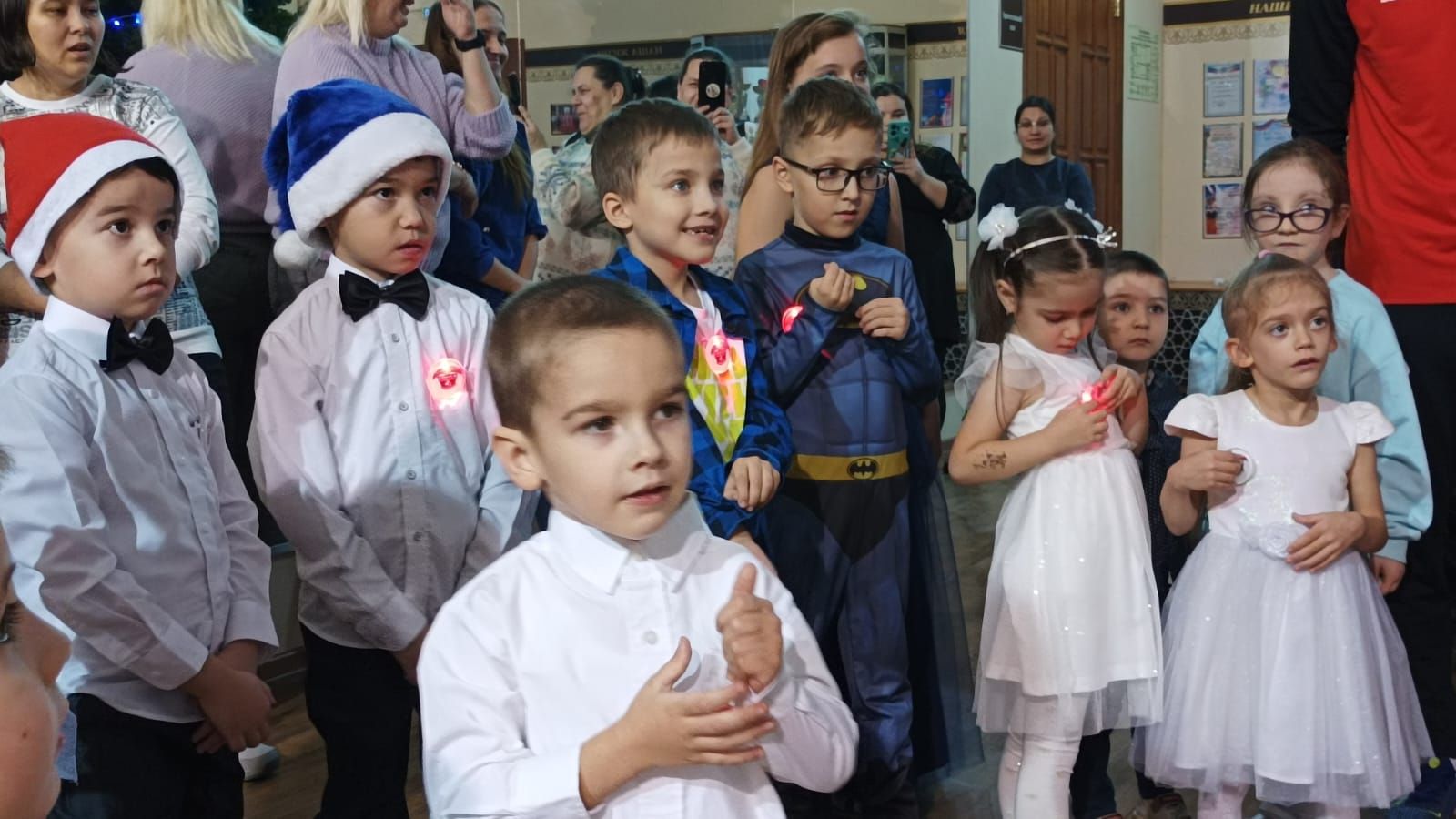 Для особенных детей района провели новогоднее мероприятие