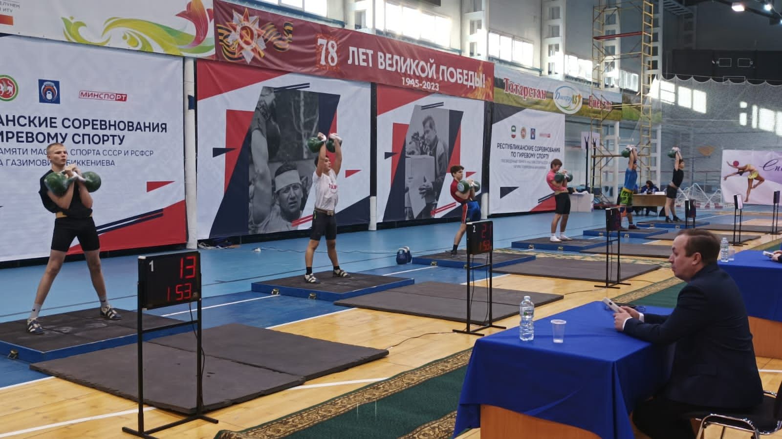 Турнир по гиревому спорту проходит в спорте «Биектау»