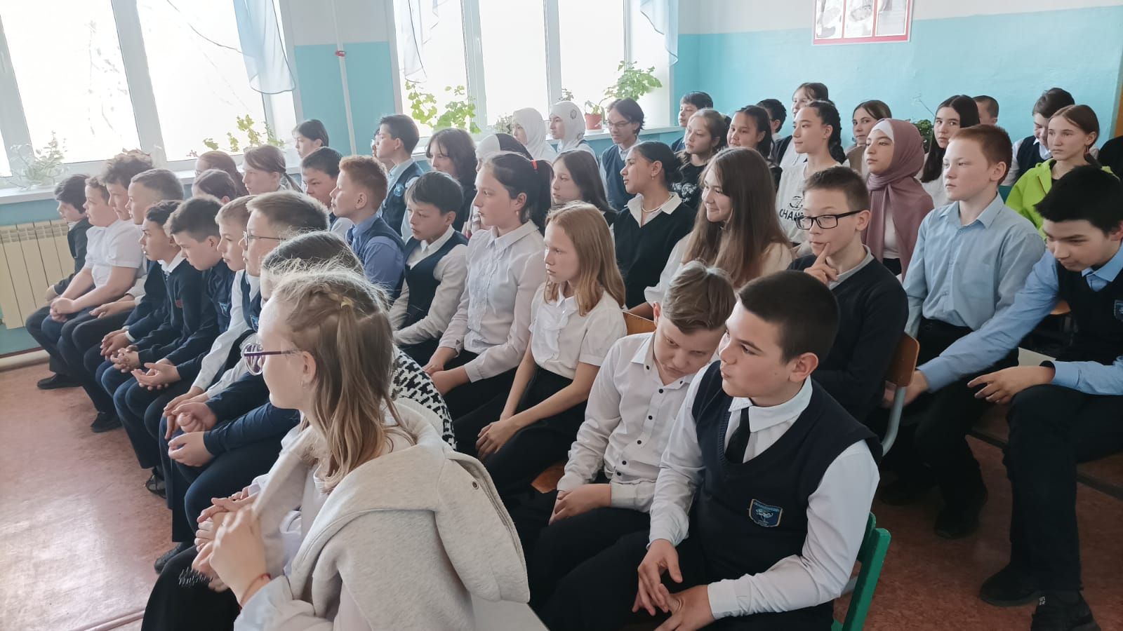 Ученики Усадской школы встретились с мобилизованными