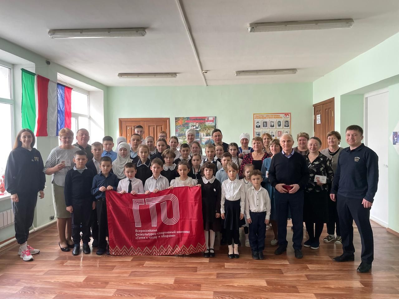 Сотрудники Спортивного комплекса провели беседу о Комплексе ГТО со школьниками