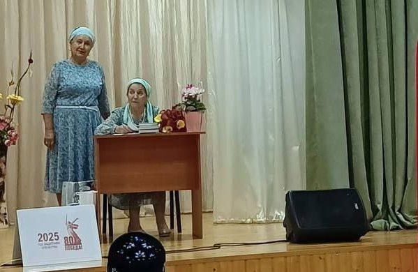 В селе Большой Битаман презентовали новую книгу сельской учительницы