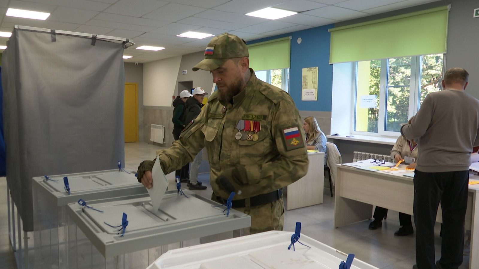 Первыми на избирательные участки: ветераны СВО голосуют за будущее Татарстана