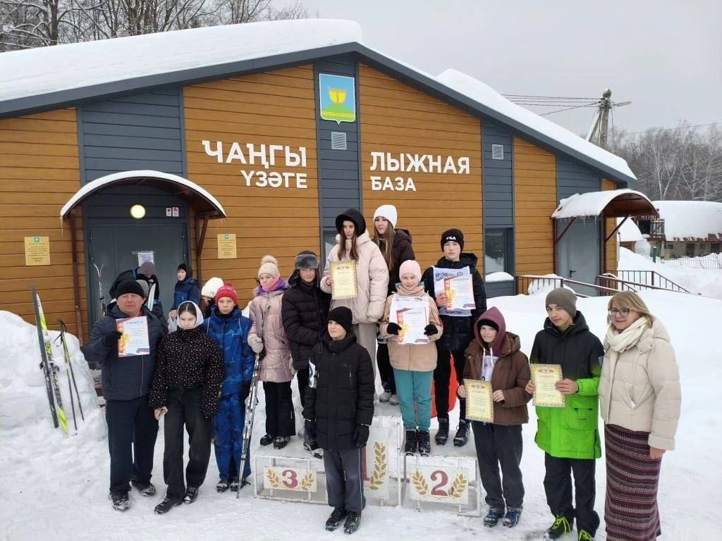 В районе прошли лыжные соревнования среди школьников