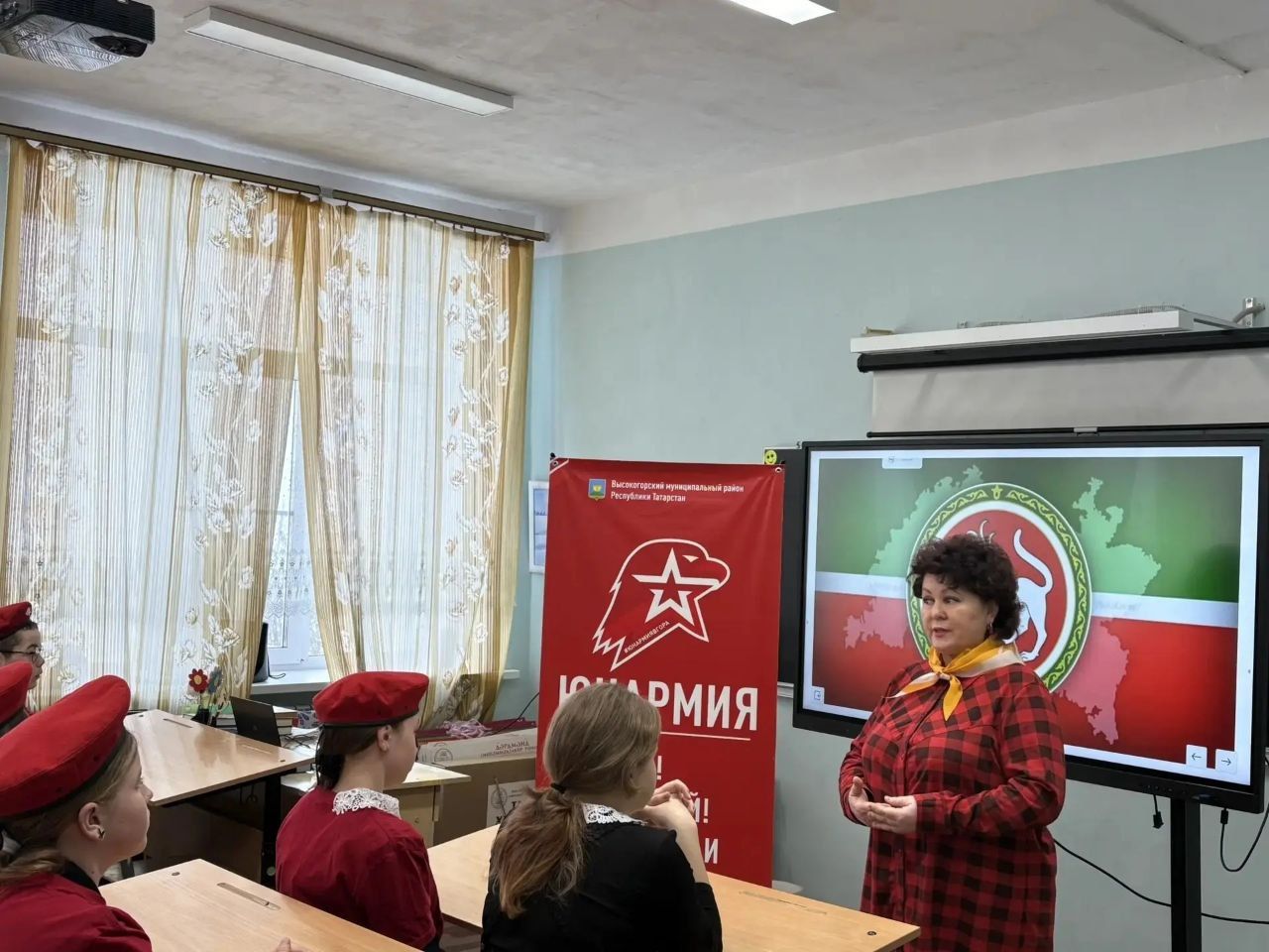 Урок патриотизма в Мемдельской школе: символы Татарстана
