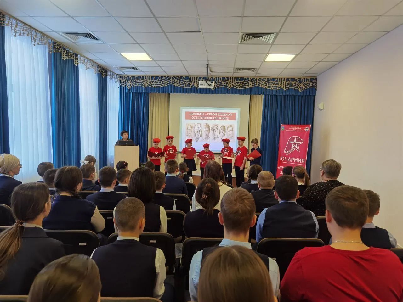 Память о юных героях: урок мужества в Алатской школе им. А.О. Ахманова
