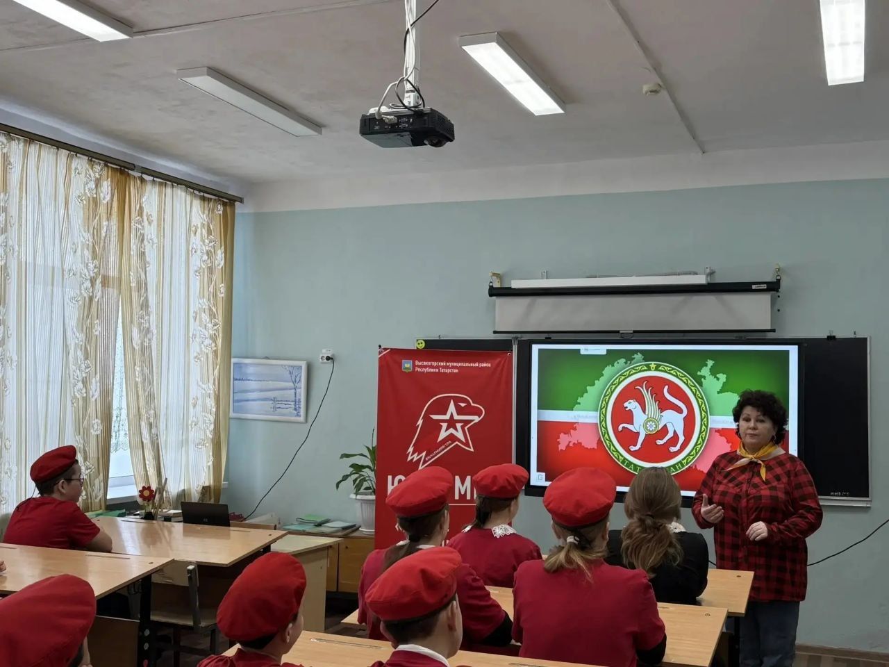 Урок патриотизма в Мемдельской школе: символы Татарстана