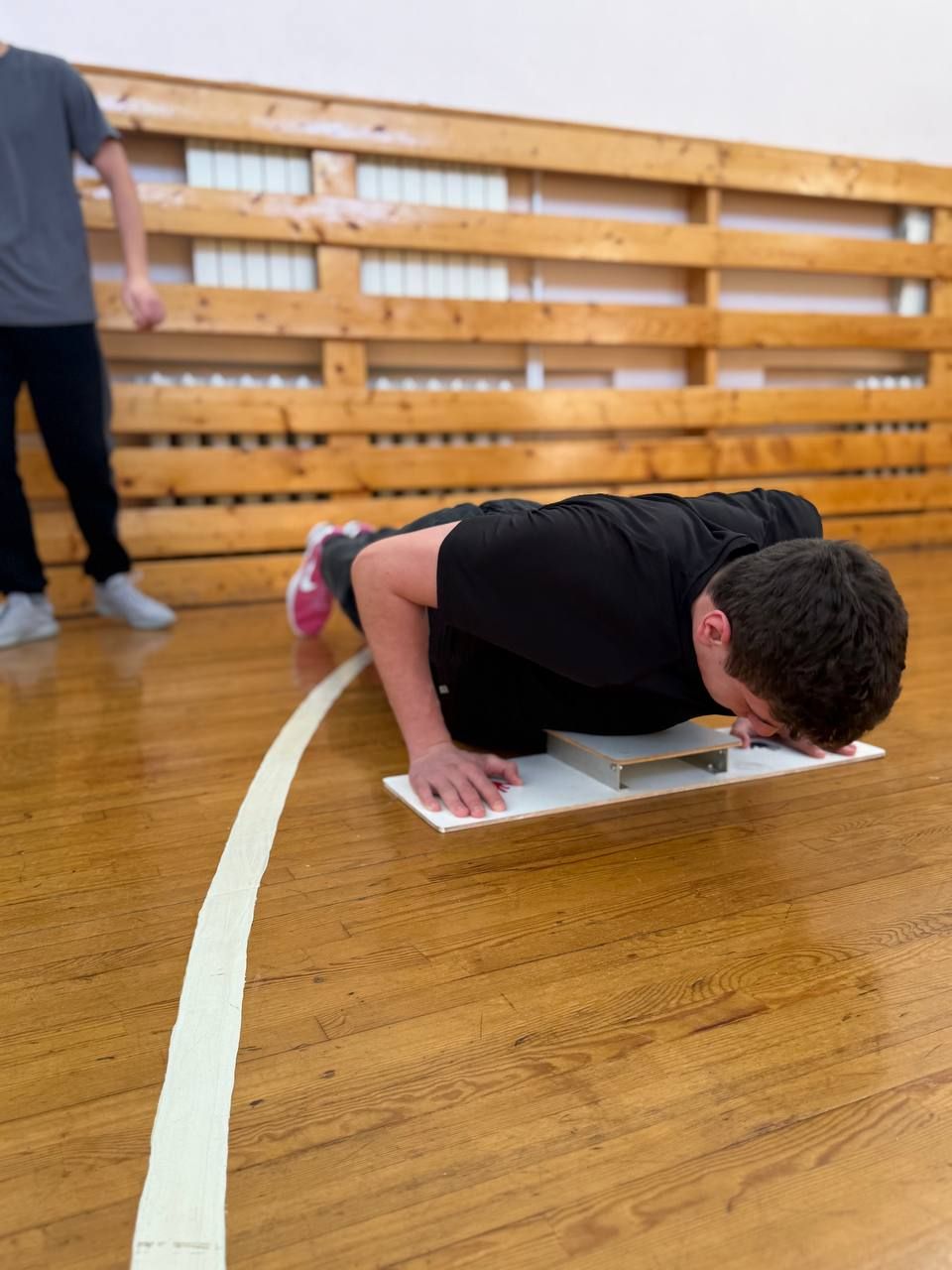 Ученики и педагоги Бирюлинской СОШ сдали нормативы ГТО
