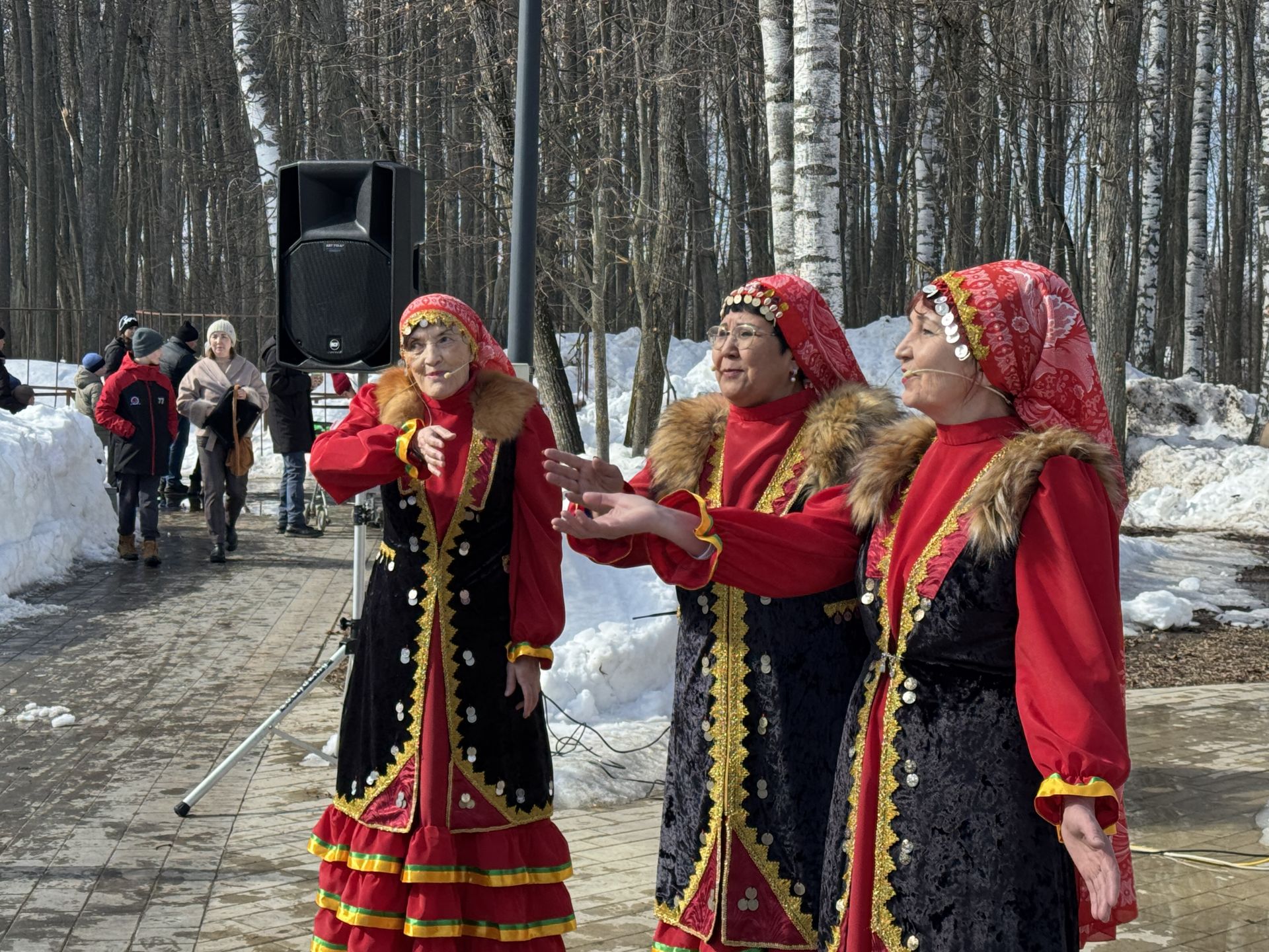 В Высокогорском районе ярко отметили «Науруз» и «Карга боткасы»