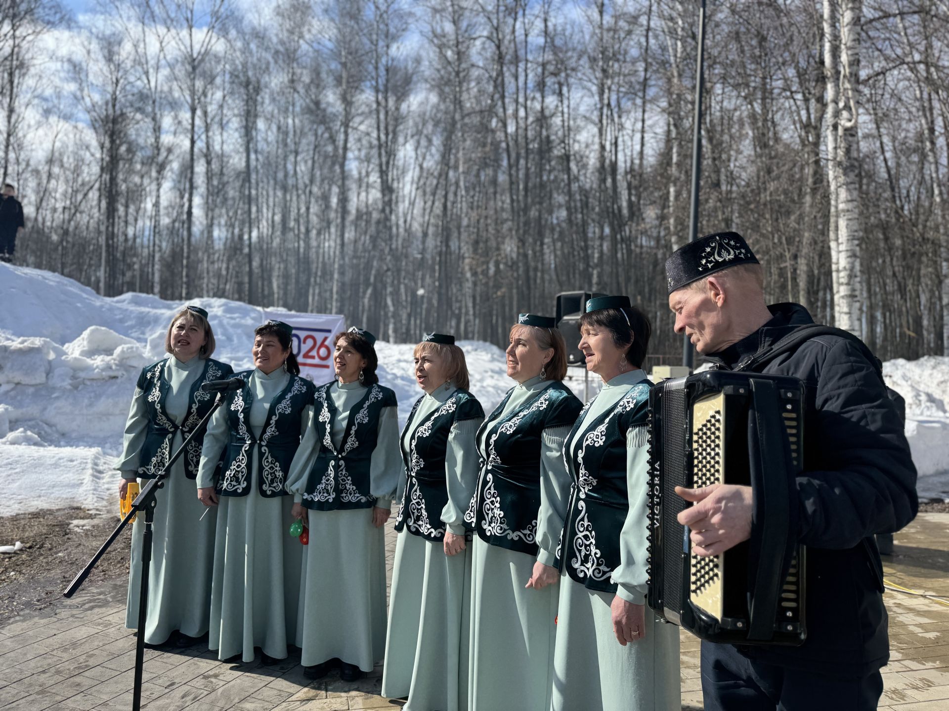 Фоторепортаж и впечатления гостей с праздников «Науруз» и «Карга Боткасы»