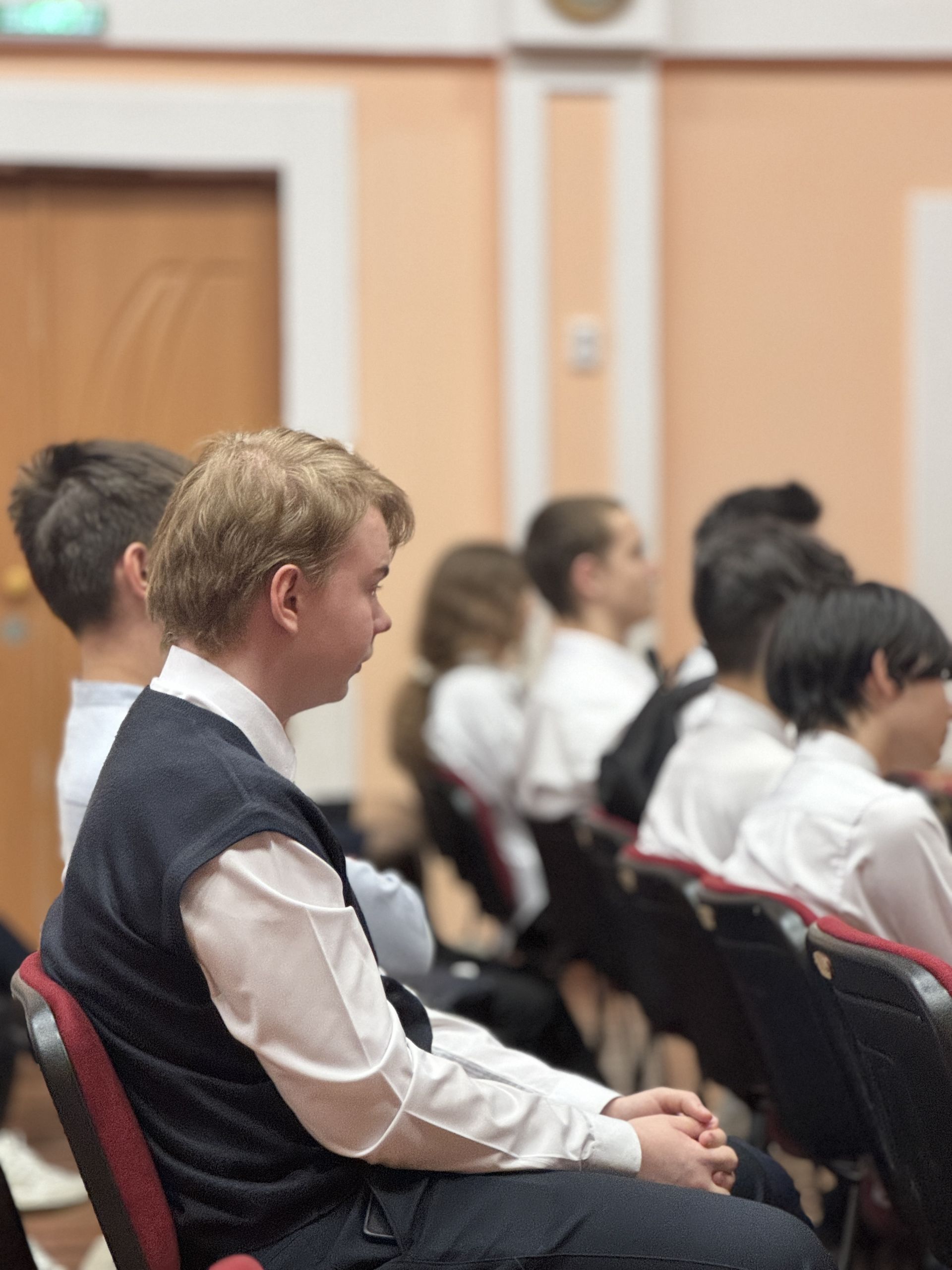 В школе №3 прошли беседы о правах, патриотизме и жизненных ценностях
