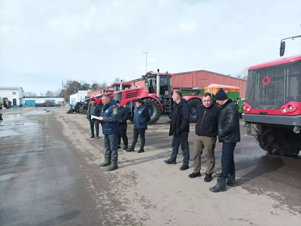 Готовность сельхозтехники к весенне-полевым работам в Высокогорском районе