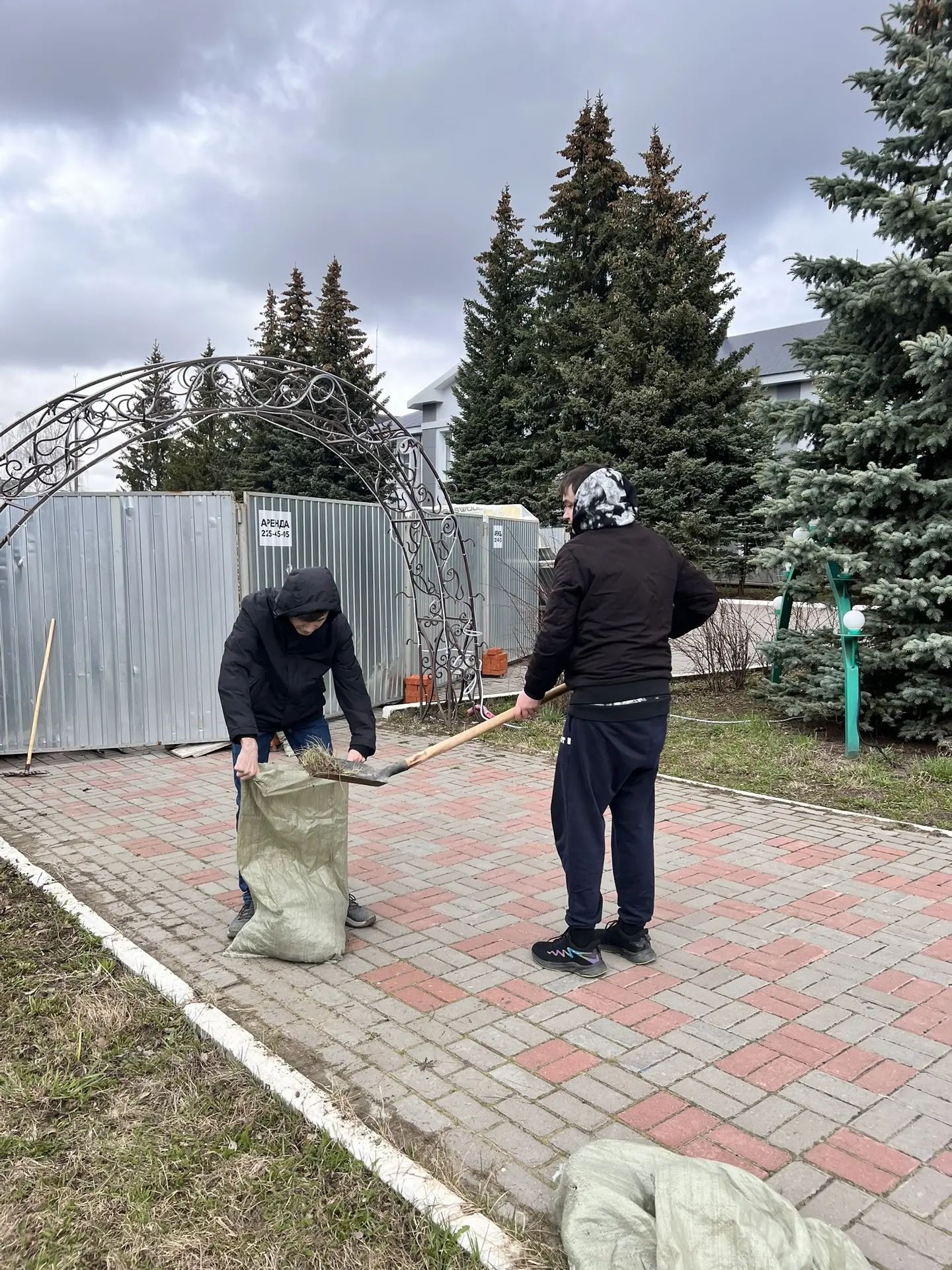 Сегодня Высокогорский район вышел на большой субботник