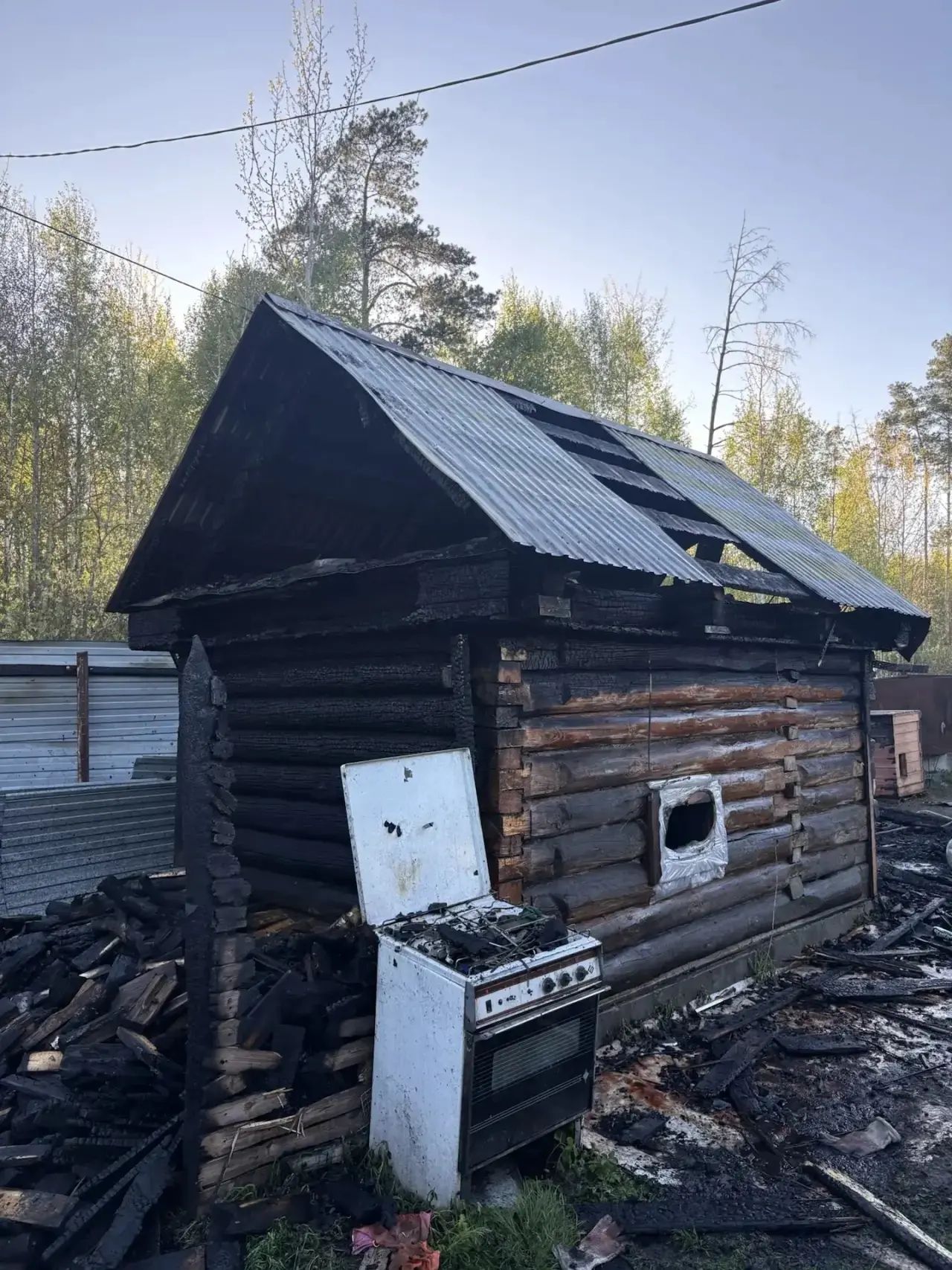 В СНТ «Казаньхимстрой» из-за неисправной печи сгорела баня: пострадал мужчина