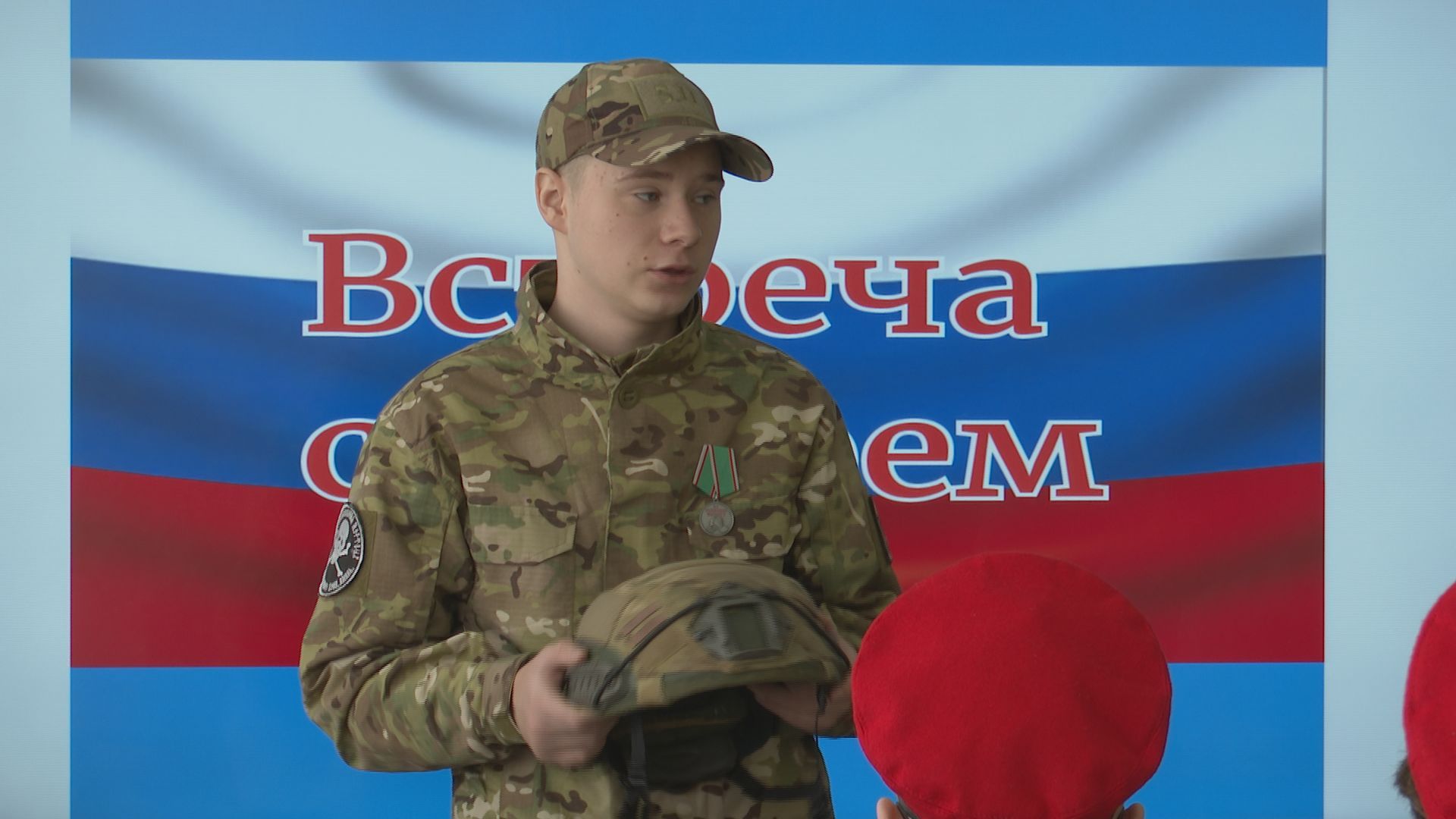 «Для меня война началась в 2014-м»: как 17-летний Данила Мусин возит гумпомощь