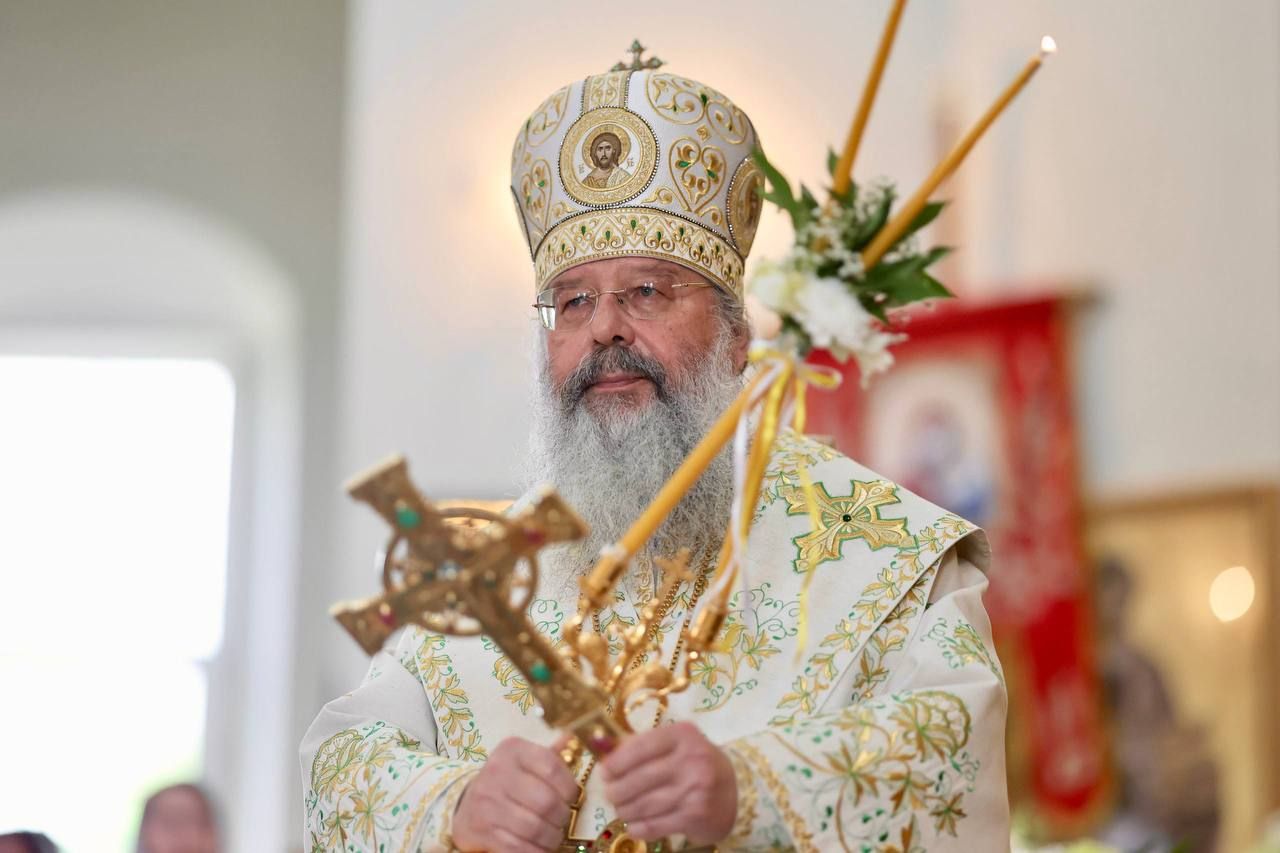 Митрополит Кирилл совершил литургию в Троицком храме села Усады