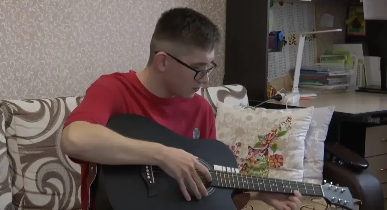 Петь, несмотря ни на что. История Даниса Абдулбадыгова