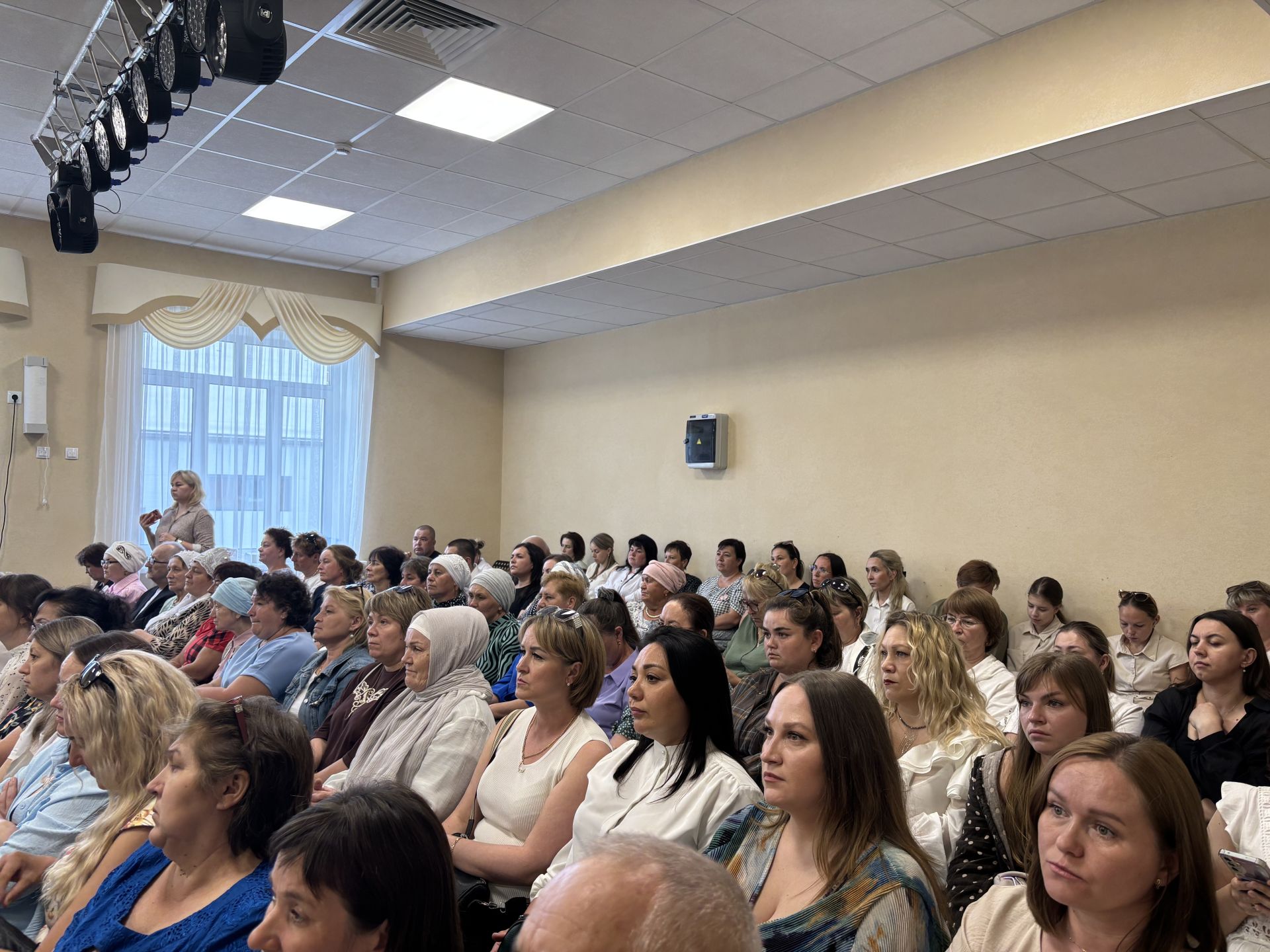 ФОТОРЕПОРТАЖ: В Высокогорском районе чествовали социальных работников