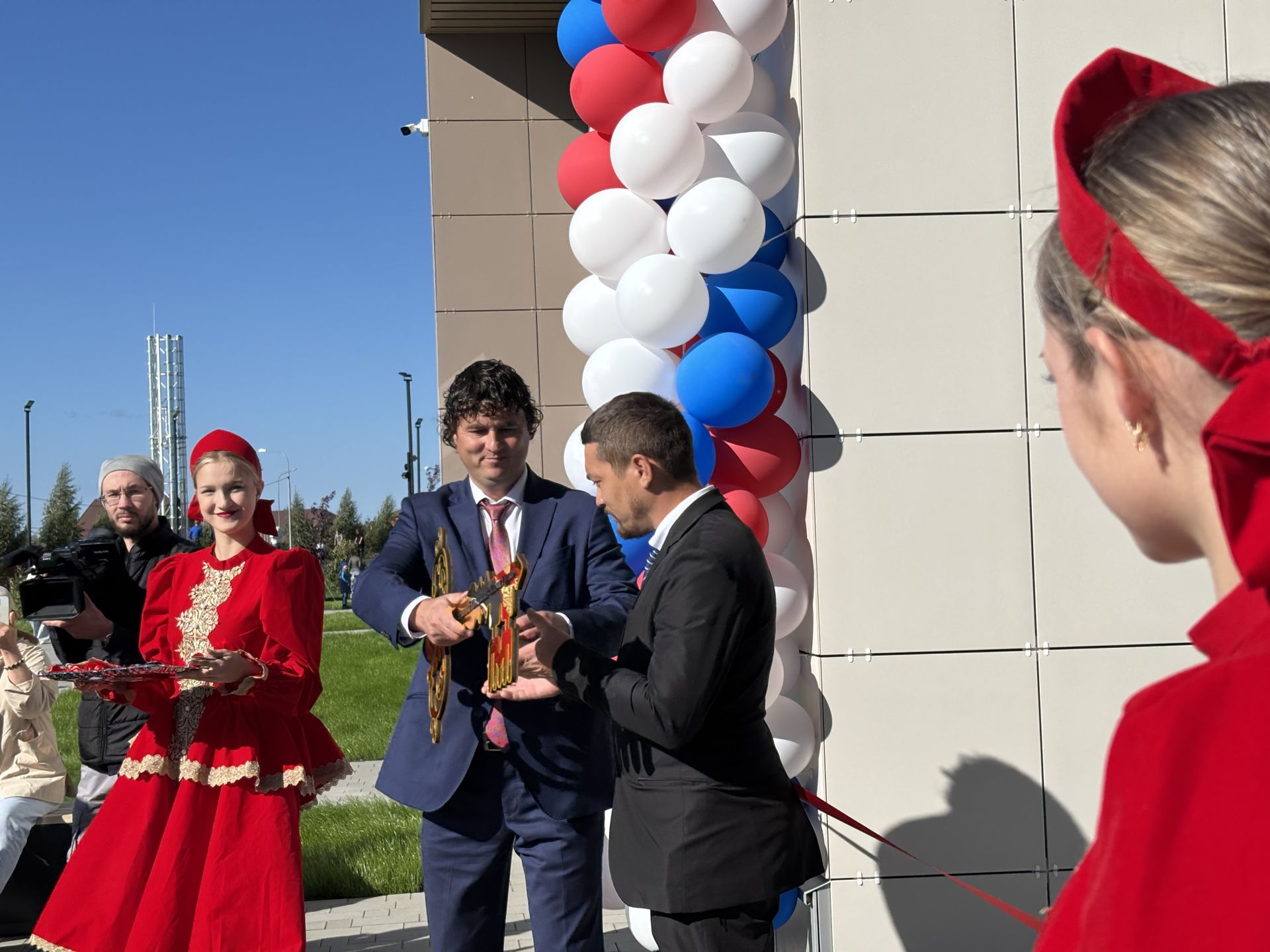 В Высокой Горе открыли административно-бытовой корпус стадиона «Вершина»