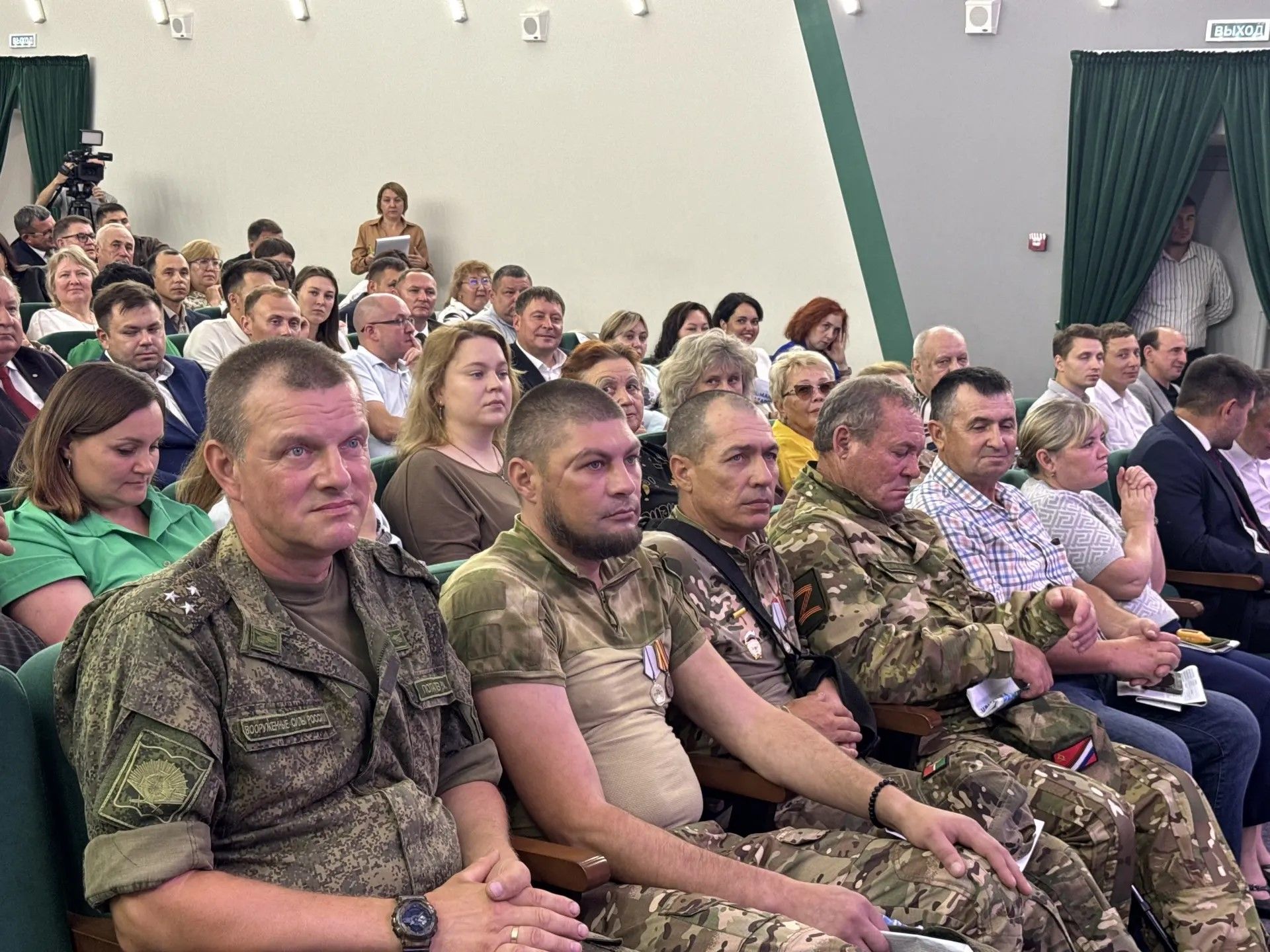 В Бирюлях состоялся отчетно-программный форум «Единой России»
