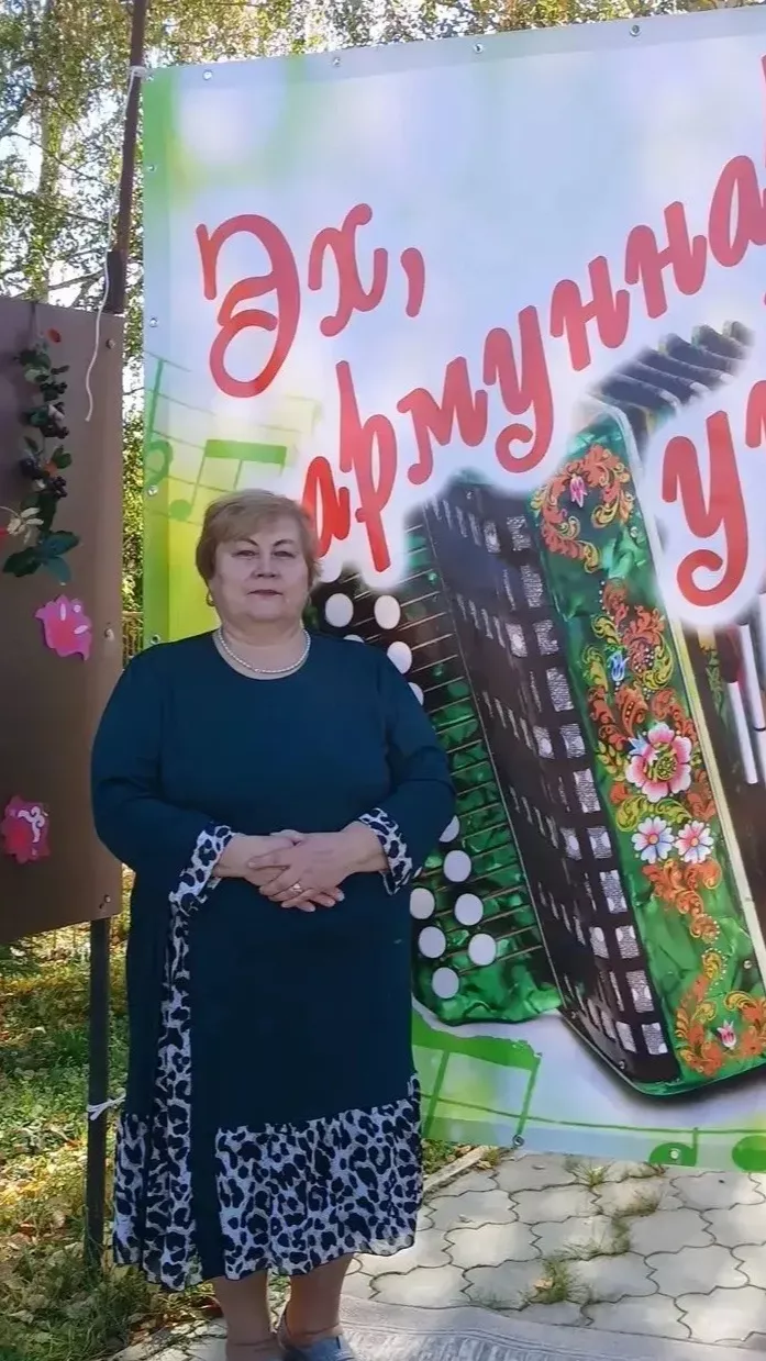 В Ташлы-Ковалинском доме культуры прошёл вечер гармонистов