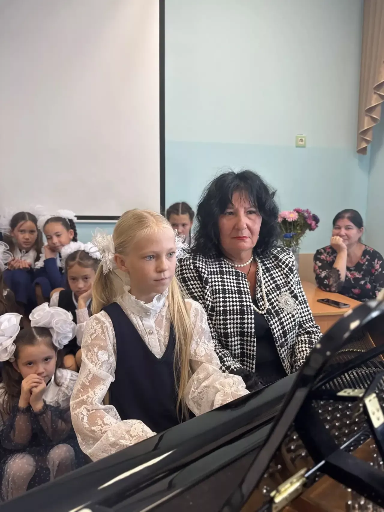Журналист и поэт Галия Ильдарова встретилась с учащимися ДШИ