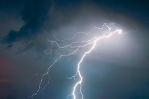 Гидрометцентр Татарстана предупредил о грозах и сильном ветре