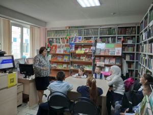 Права ребенка через сказки: урок в Высокогорской библиотеке