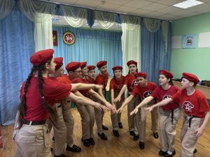 Школьники из клуба «Гром» покоряют новые вершины