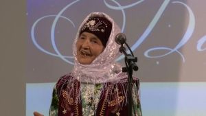 Жизнь как сцена: в 85 лет жительница села Дубъязы покорила районную сцену