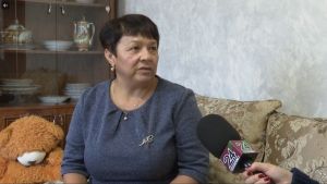 «Пинают, и по носу попадало»: доярка из хозяйства «Асянь» о своей работе