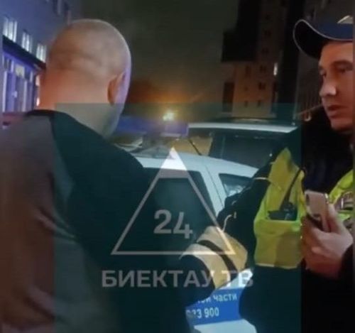 В Казани ночью на парковке возле Олимпа два пьяных друга устроили сразу несколько ДТП