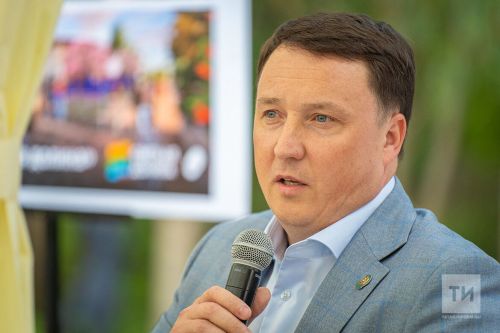 Айзатуллин рассказал про ход строительства социальных объектов в Татарстане
