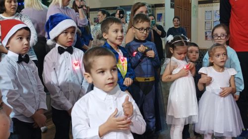 Для особенных детей района провели новогоднее мероприятие