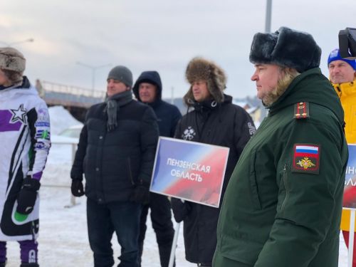 В Усадах стартовали автомобильные гонки