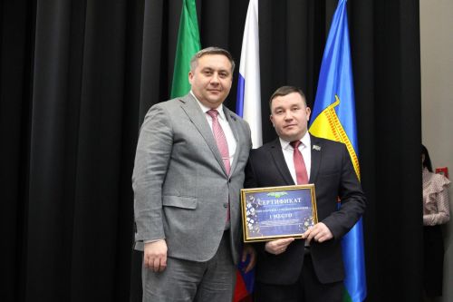 В Высокогорском районе объявили победителей конкурса на лучшее новогоднее оформление территорий