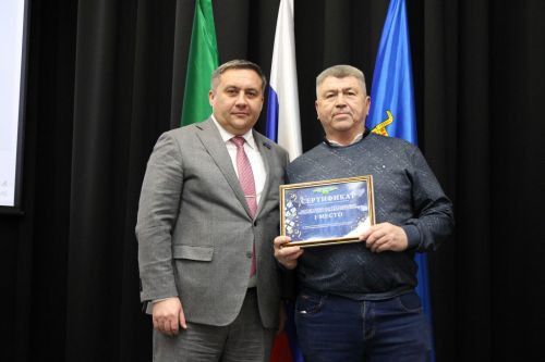 В Высокогорском районе объявили победителей конкурса на лучшее новогоднее оформление территорий