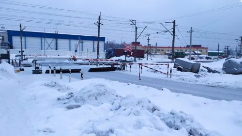 Переезд ж.д. станции Высокая Гора закрыт