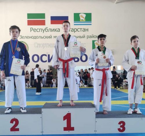 Высокогорские спортсмены вернулись с первенства с медалями