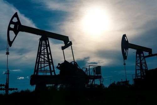 Цены на нефть установили новый антирекорд с декабря 2021 года