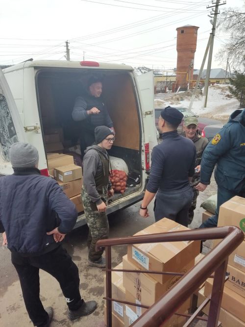 Жители Дубъязского сельского поселения отправили две партии гумпомощи