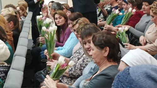 Матерей и жён высокогорских мобилизованных поздравили с наступающим 8 марта