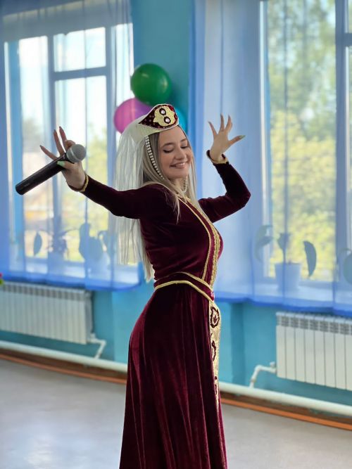Интернациональная встреча трёх школ прошла в Алан-Бексере
